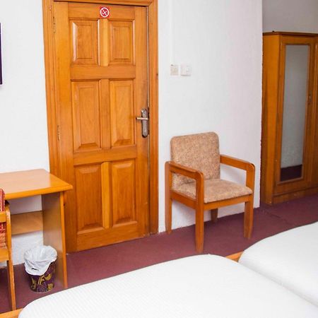 Forte Royale Hotel Accra Exterior photo