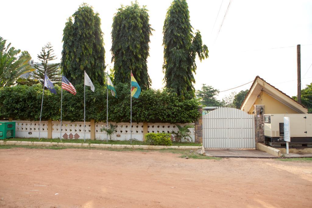 Forte Royale Hotel Accra Exterior photo