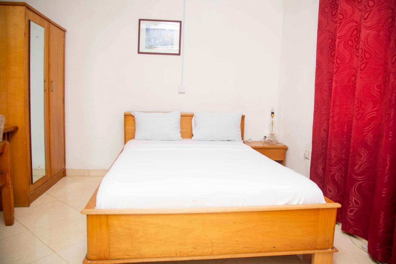 Forte Royale Hotel Accra Exterior photo