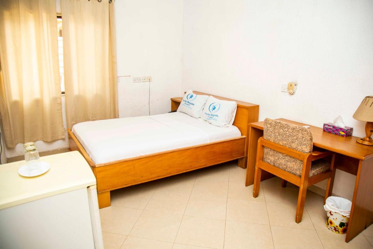 Forte Royale Hotel Accra Exterior photo
