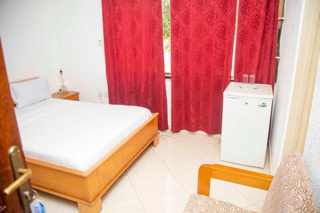 Forte Royale Hotel Accra Exterior photo