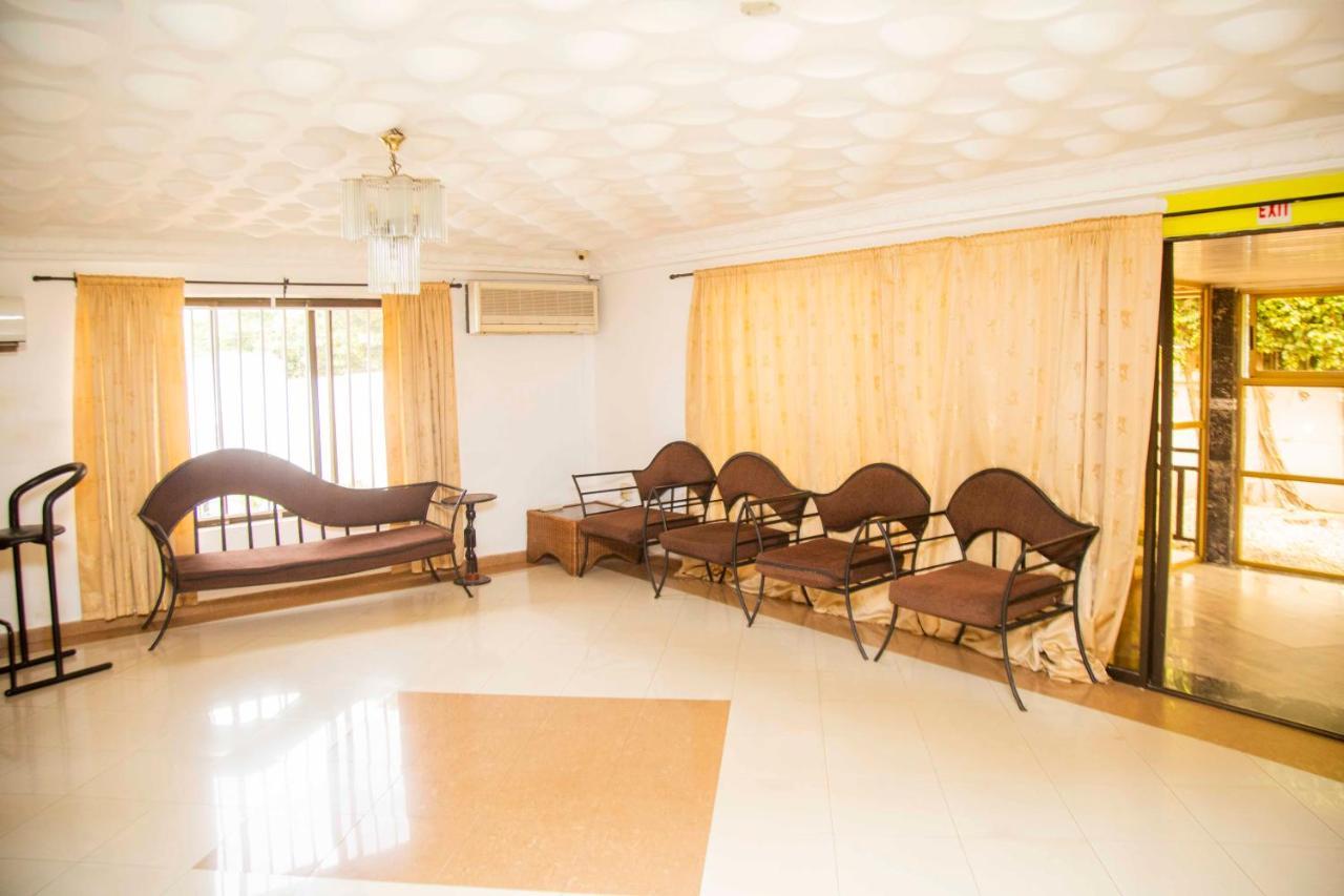 Forte Royale Hotel Accra Exterior photo