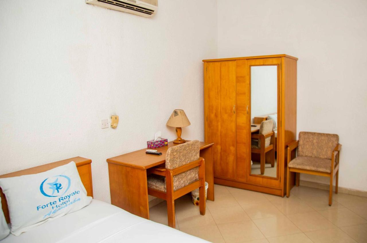 Forte Royale Hotel Accra Exterior photo
