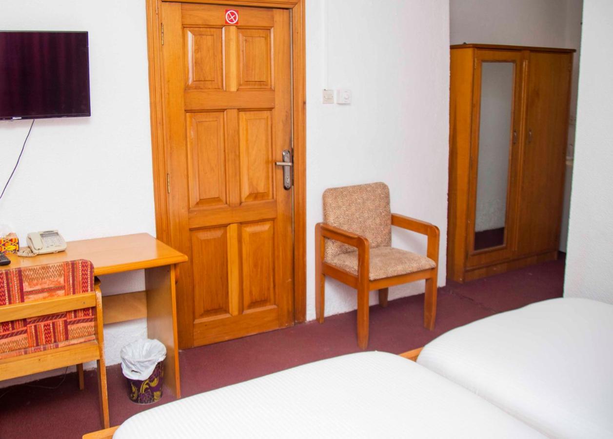 Forte Royale Hotel Accra Exterior photo