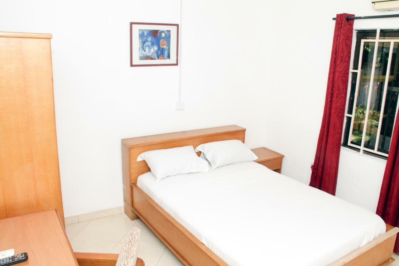 Forte Royale Hotel Accra Exterior photo